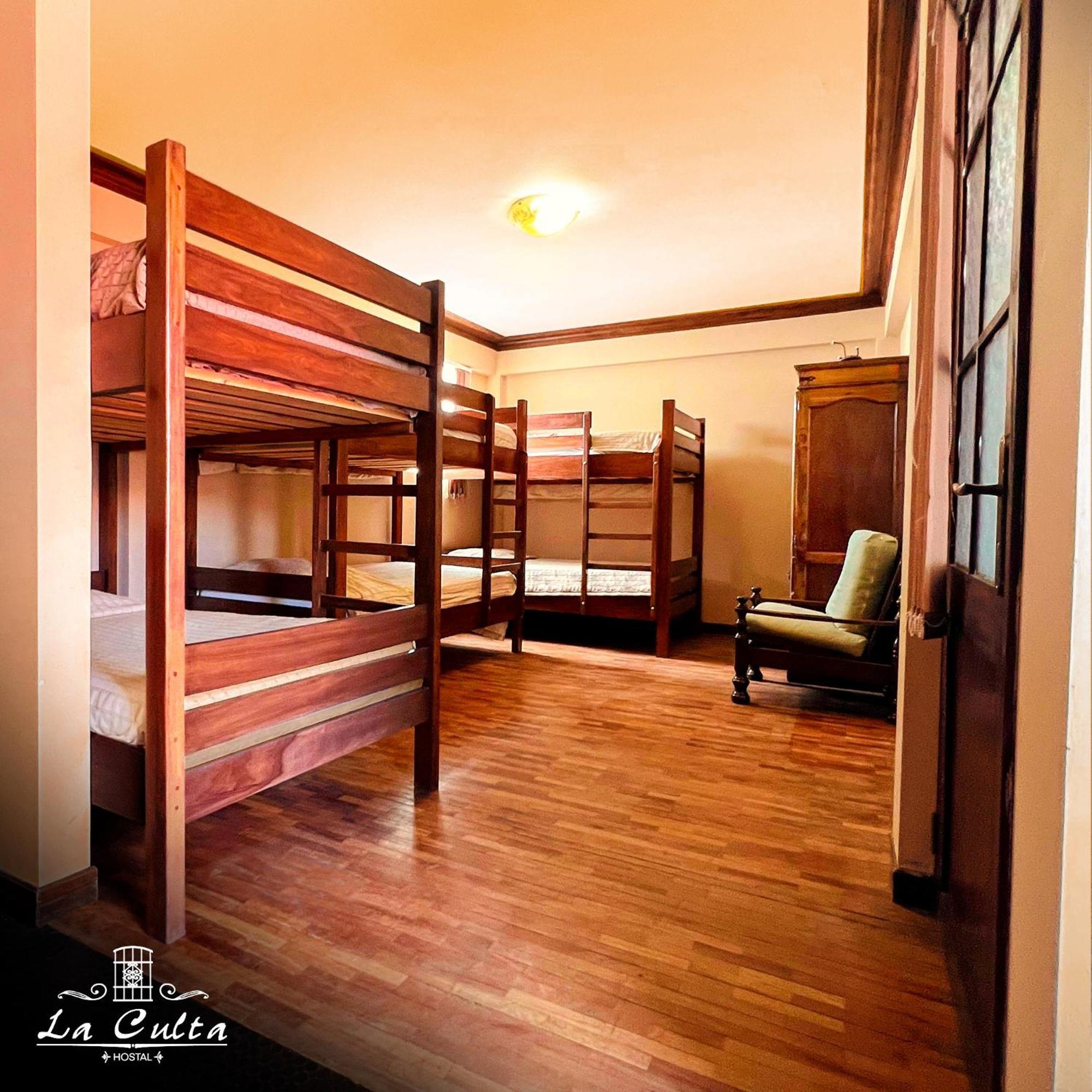 La Culta Centro Cultural Y Hostal Sucre Eksteriør bilde