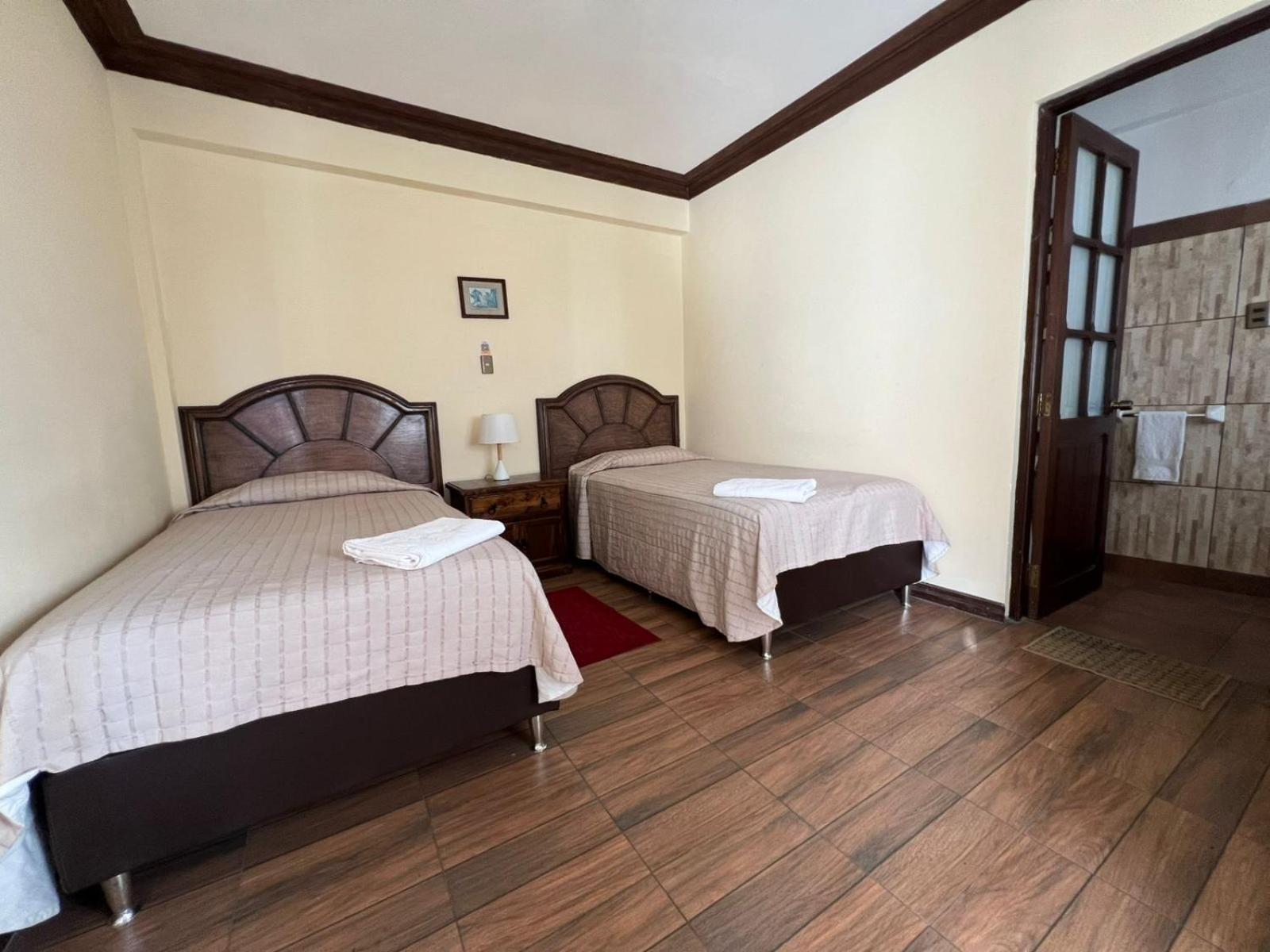 La Culta Centro Cultural Y Hostal Sucre Eksteriør bilde